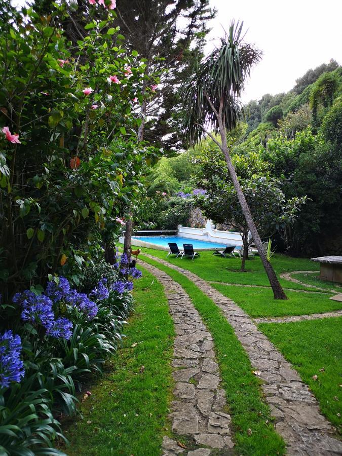 アゾイア・コラレス・シントラ Quinta Do Rio Touro Bed & Breakfast エクステリア 写真