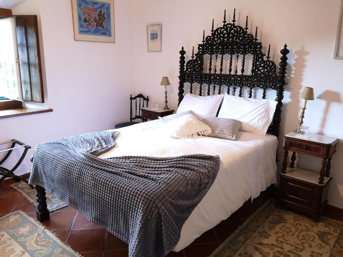 アゾイア・コラレス・シントラ Quinta Do Rio Touro Bed & Breakfast エクステリア 写真